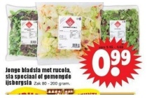 jonge bladsla met rucola sla speciaal of gemengde ijsbergsla