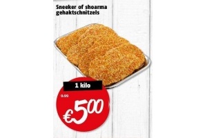 sneeker of shoarma gehaktschnitzels