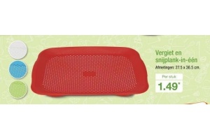 vergiet in snijplank in een huis