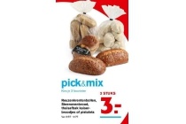 reuzenkrentenbollen steenovenbrood thuisafbak kaiserbroodjes of pistolets