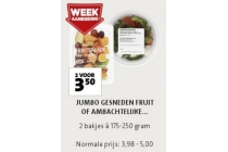 jumbo gesneden fruit of ambachtelijke rauwkostsalades