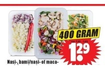 nasi bami nasi of maca roni spaghettigroenten