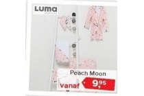 luma peach moon