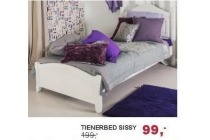 tienerbed sissy