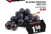 blauwe druiven met pit