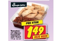 tomaten of olijventapenade met toast
