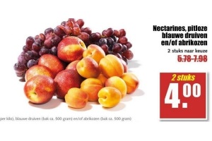 nectarine pitloze blauwe druiven en of abrikozen