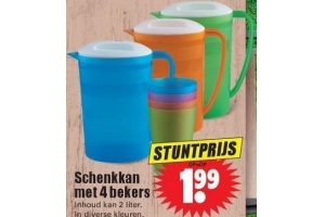 schenkkan met 4 bekers
