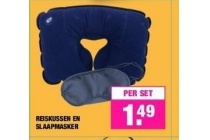 reiskussen en slaapmasker