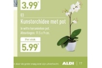 kunstorchidee met pot