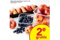 wilde perziken schaal 500 gram nectarines 1 kilo of blauwe bessen 125 gram