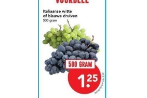 italiaanse witte of blauwe druiven