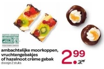 ambachtelijke moorkoppen vruchtengebakjes of hazelnoot creme gebak