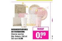 wegwerpservies en versiering