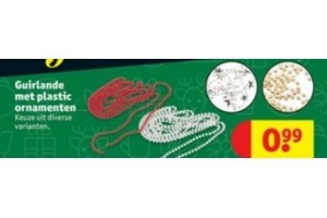 guirlande met plastic ornamenten