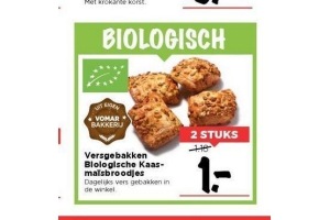 versgebakken biologische kaas maisbroodjes