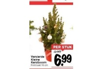 versierde kleine kerstboom