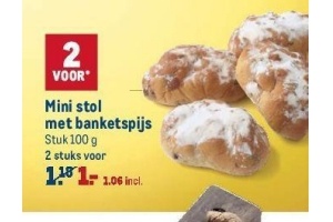 mini stol met banketspijs