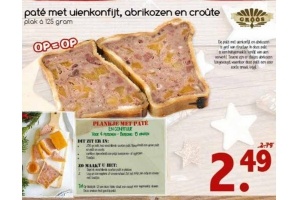 pate met uienkonfijt abrikozen en croute