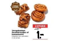 versgebakken pecanbroodjes of kaneelswirls