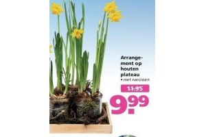 arrangement op houten plateau