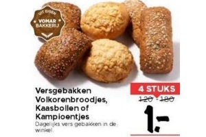 versgebakken volkorenbroodjes kaasbollen of kampioentjes