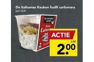 de italiaanse keuken fusilli carbonara