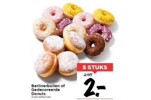 berlinerbollen of gedecoreerde donuts