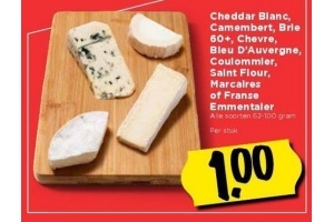 cheddar blanc camembert brie 60 chevre bleu d auvergne coulommier saint flour marcaires of franse emmentaler