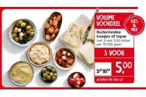 buitenlandse kaasjes of tapas