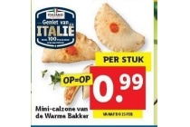 mini calzone van de warme bakker